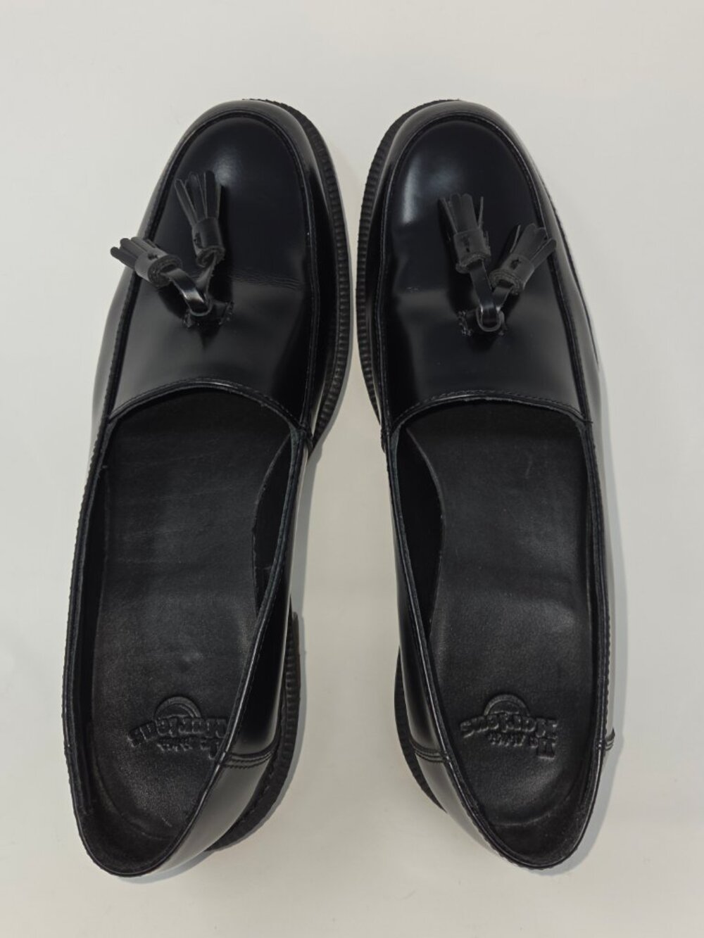 Dr. Martens Favilla Black Wax Smooth Loafer, Size 8US - Picture 2 of 8